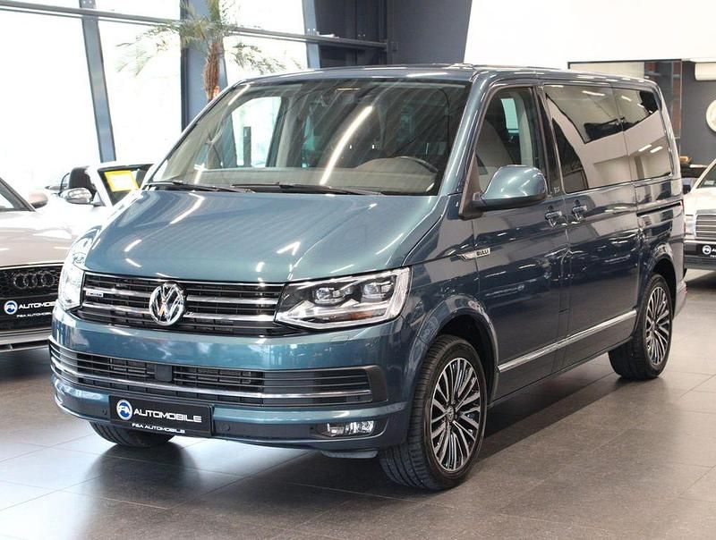 Gebraucht VW Multivan 204 PS (150 kW) 2017 Grün Van