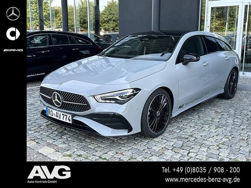 Grau Gebraucht 2025 Mercedes CLA200 Shooting Brake AMG line Kombi | 39.900 € - Bild 1/4