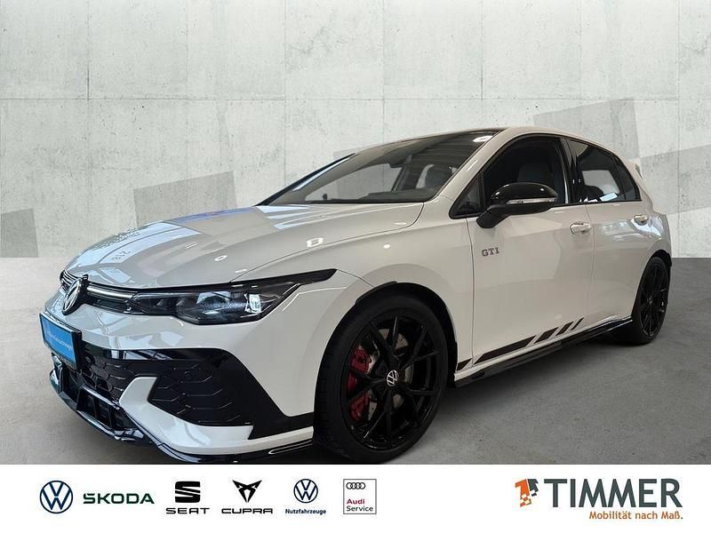 Pure white Gebraucht 2024 VW Golf GTI Clubsport Limousine | 37.770 € (Fairer Preis) - Bild 1/4