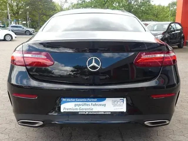 Gebraucht Mercedes E450 AMG 367 PS (269 kW) 2020 Schwarz Coupé