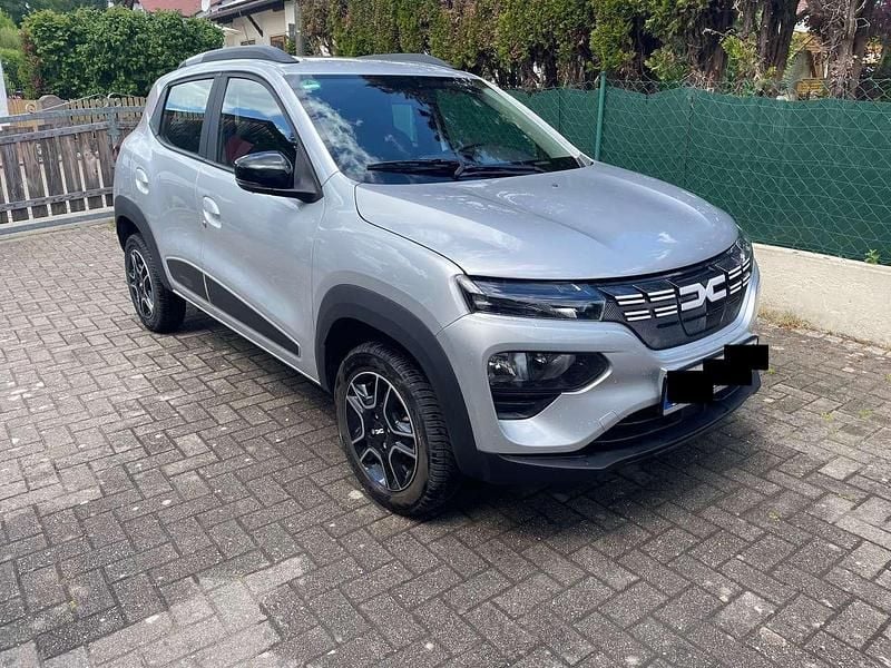 Silber Gebraucht 2022 Dacia Spring Essentiel Kleinwagen | 9.550 € (Guter Preis) - Bild 1/4