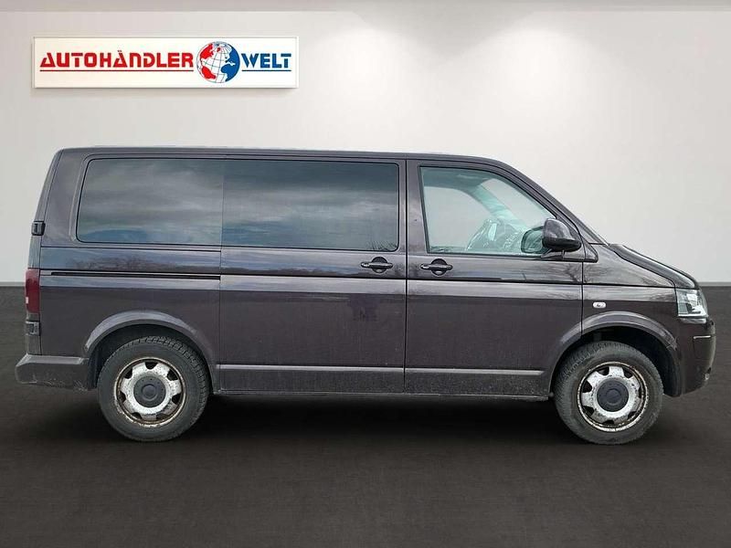 Gebraucht VW T5 140 PS (102 kW) 2012 Violet Van