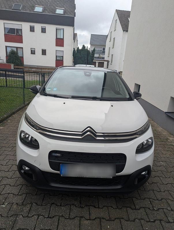 Weiß Gebraucht 2017 Citroën C3 Shine Kleinwagen | 8.000 € (Fairer Preis) - Bild 1/4