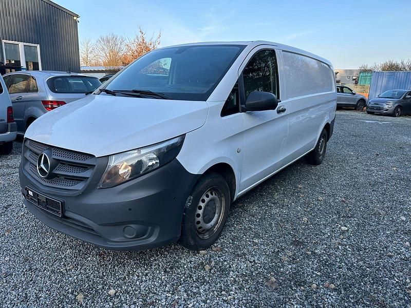 Gebraucht Mercedes Vito 136 PS (100 kW) 2018 Weiß Van