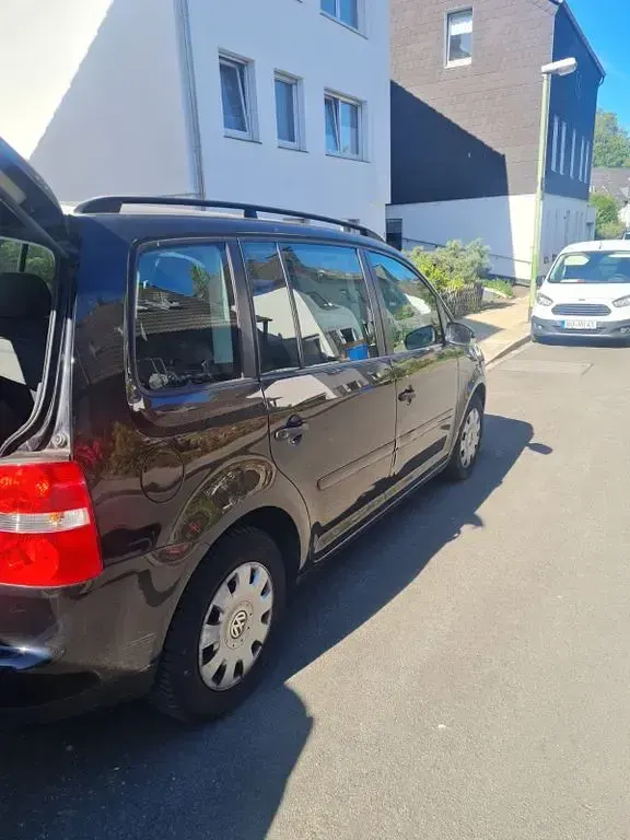Gebraucht VW Touran Conceptline 109 PS (80 kW) 2006 Schwarz Van / Kleinbus