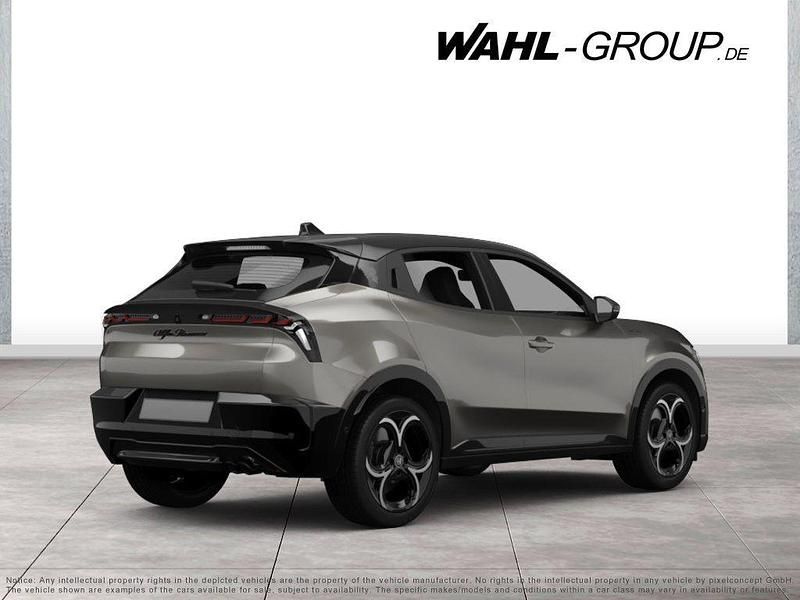 Neu Alfa Romeo Junior Edizione Speciale 145 PS (106 kW) 2025 Grau SUV