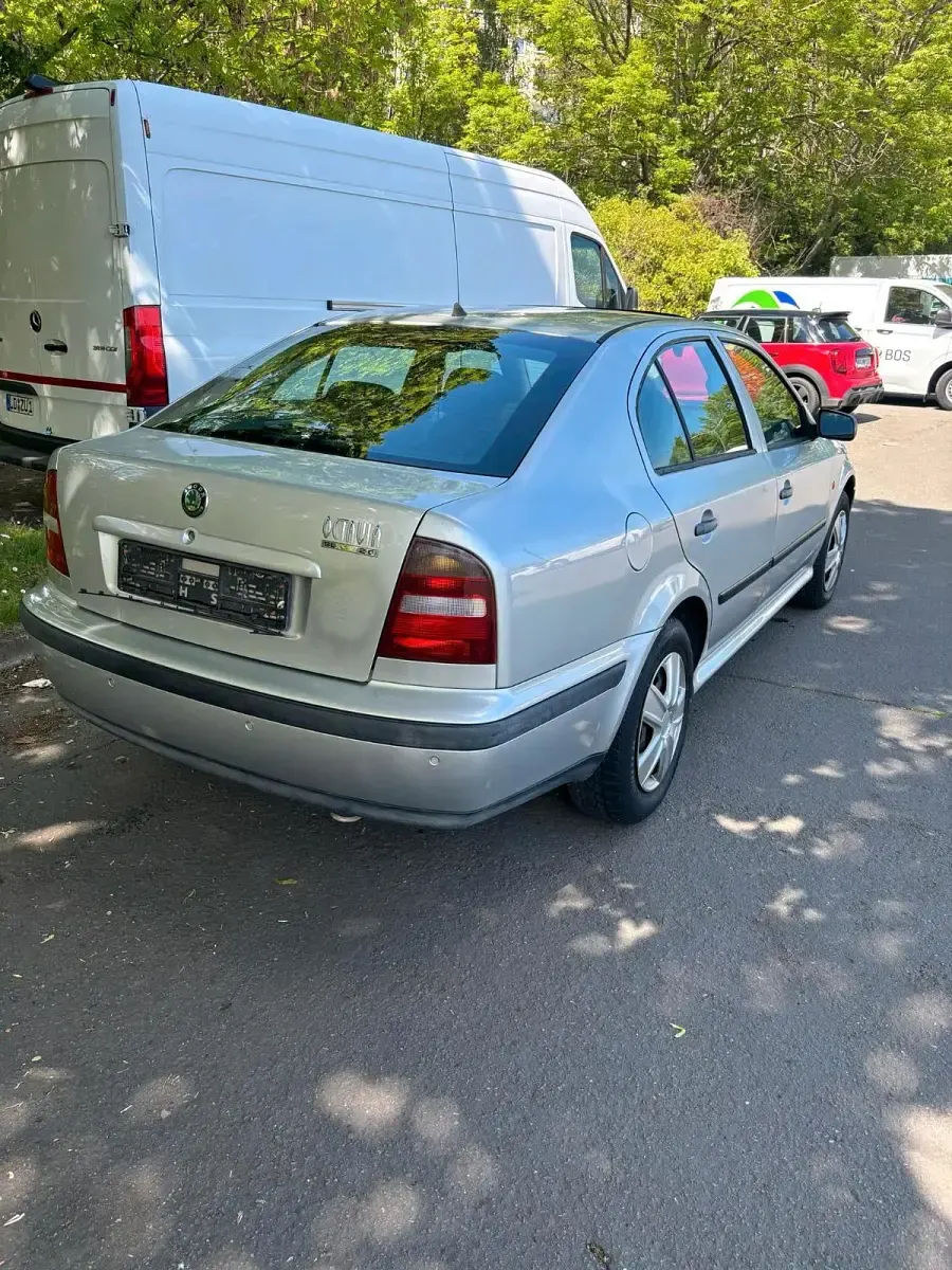 Gebraucht Skoda Octavia 115 PS (84 kW) 2000 Silber Limousine