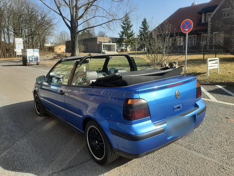 Gebraucht VW Golf Cabriolet 101 PS (74 kW) 2000 Blau Cabrio