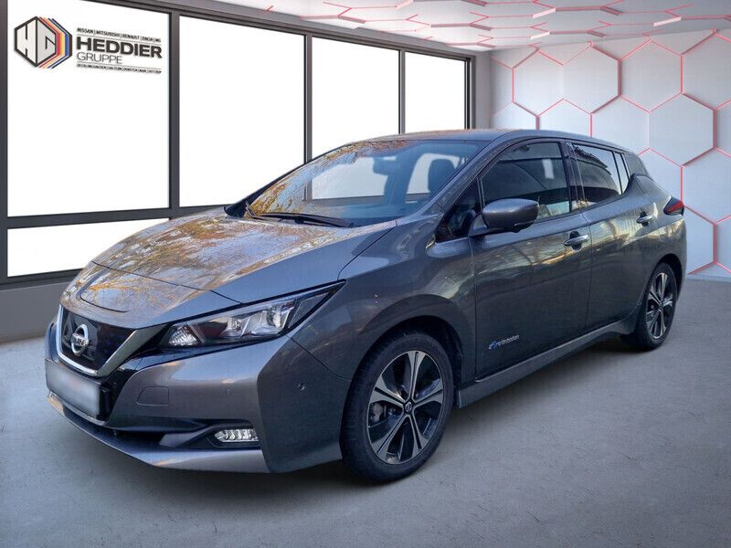 Grau Gebraucht 2020 Nissan Leaf 360º Kleinwagen | 16.890 € (Etwas zu teuer) - Bild 1/4