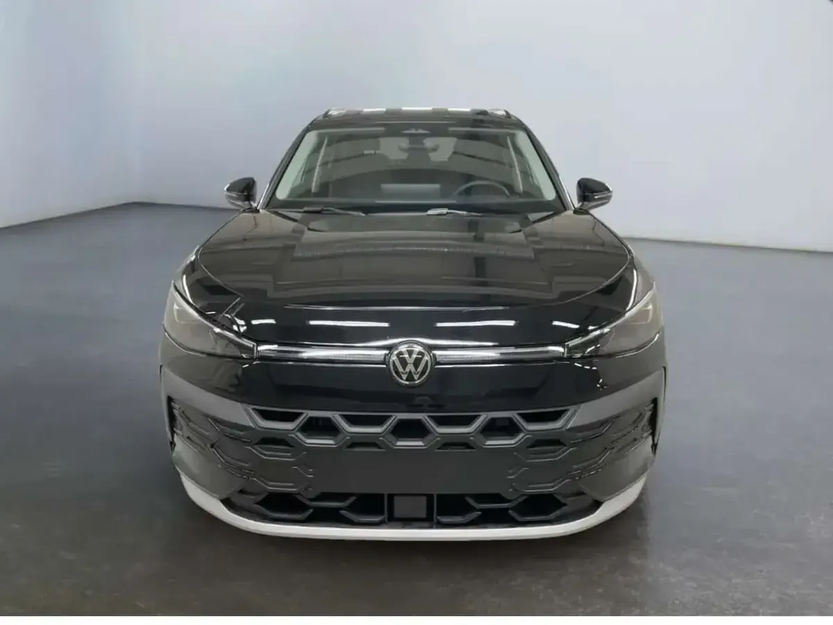 Neu VW T-Roc Life 150 PS (110 kW) 2026 Grenadillschwarz (ver. farben) SUV