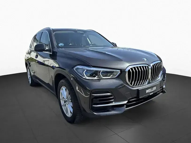 Gebraucht BMW X5 Sport Line 286 PS (210 kW) 2022 Sophistograu (grau) SUV