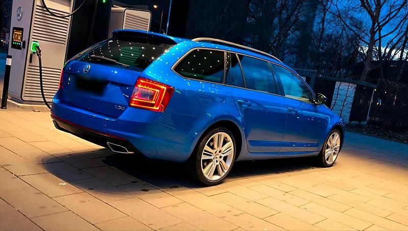 Gebraucht Skoda Octavia RS 184 PS (135 kW) 2014 Blau Kleinwagen