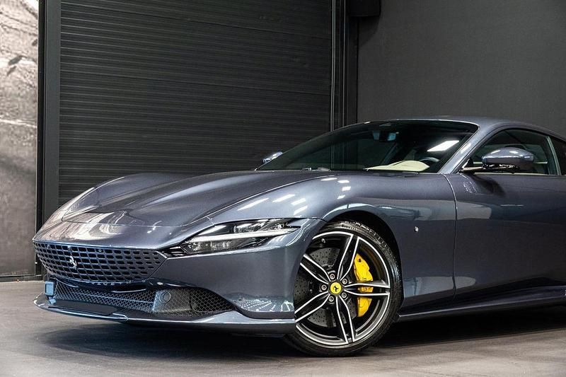 Gebraucht Ferrari Roma 620 PS (456 kW) 2020 Blau Coupé