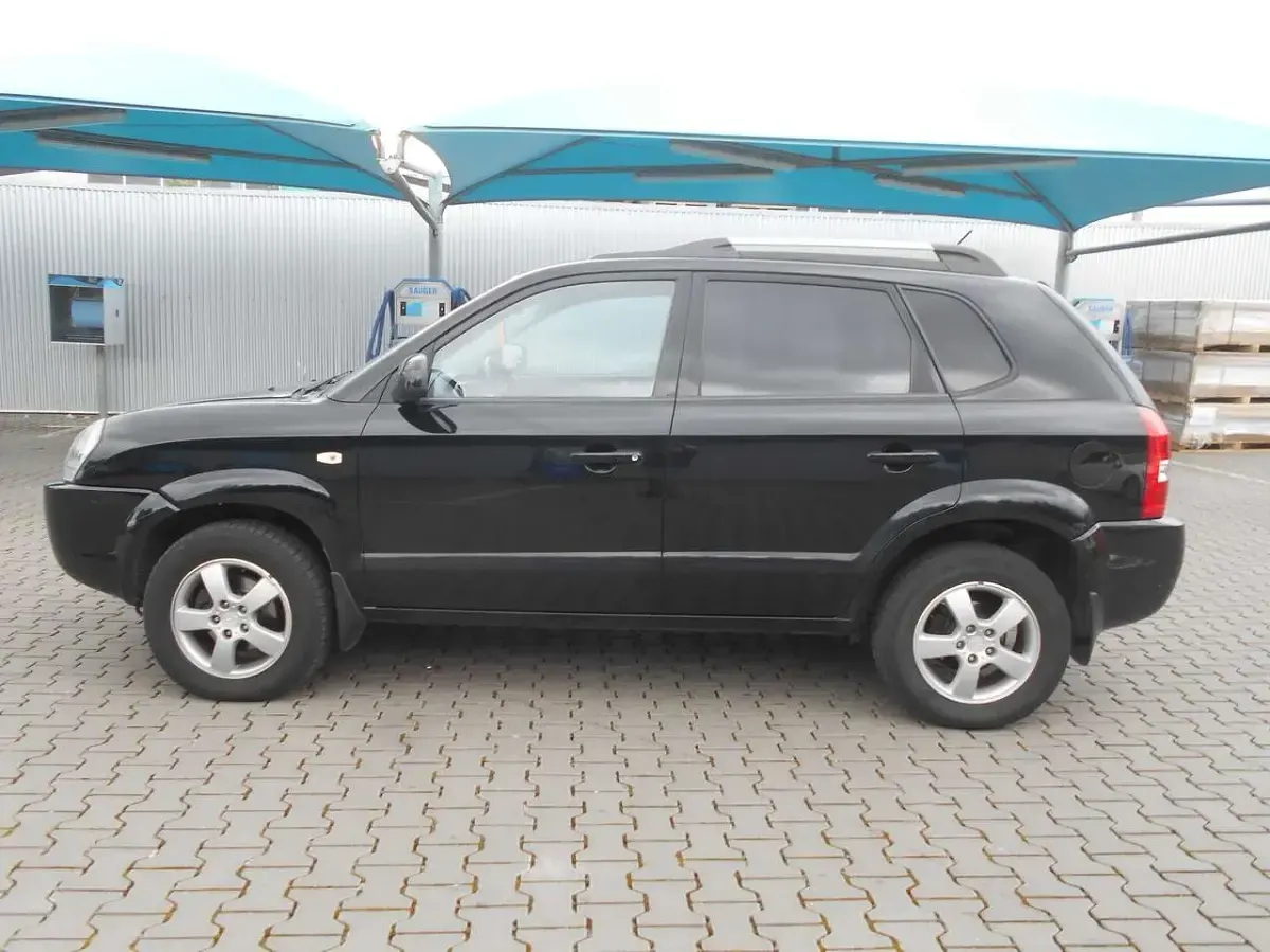 Gebraucht Hyundai Tucson GLS 140 PS (102 kW) 2006 Ebony black SUV
