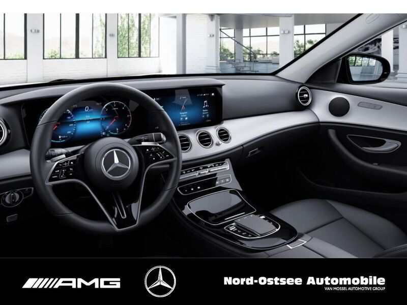 Gebraucht Mercedes E200 Avantgarde 160 PS (117 kW) 2023 Schwarz Limousine