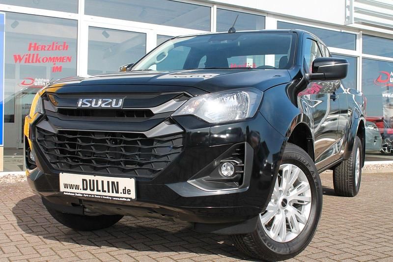 Neu Isuzu D-Max 163 PS (119 kW) 2026 Schwarz Pickup