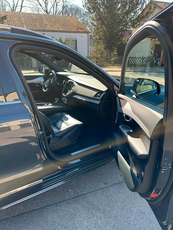 Gebraucht Volvo XC90 234 PS (172 kW) 2017 Grau SUV