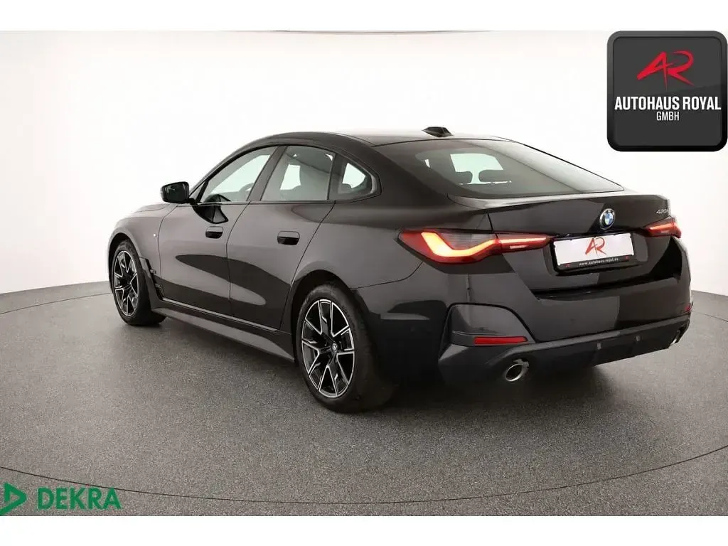 Gebraucht BMW 420 Coupé Sport Line 190 PS (139 kW) 2023 Schwarz (metallic) Coupé