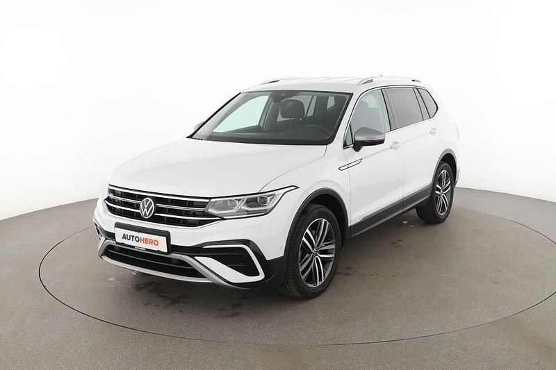 Weiß Gebraucht 2022 VW Tiguan Allspace Elegance SUV | 35.190 € (Fairer Preis) - Bild 1/3