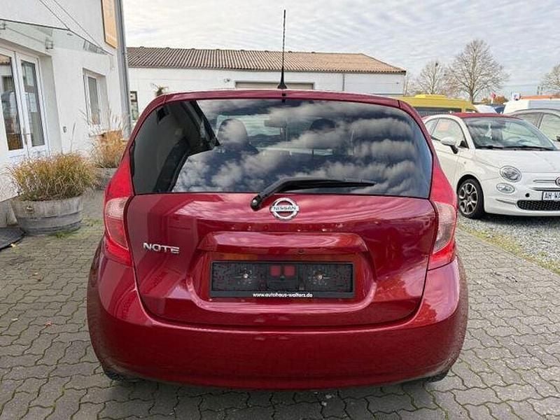 Usata Nissan Note Acenta+ 98 CV (72 kW) 2015 Rosso Monovolume