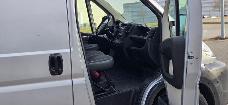 Gebraucht Citroën Jumper 177 PS (130 kW) 2013 Silber Van / Kleinbus