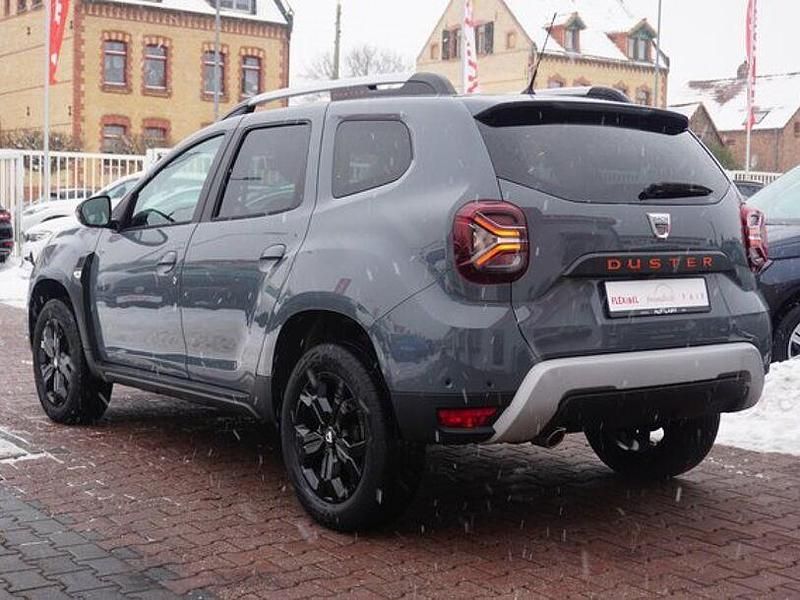 Gebraucht Dacia Duster Extreme 150 PS (110 kW) 2023 Grau SUV