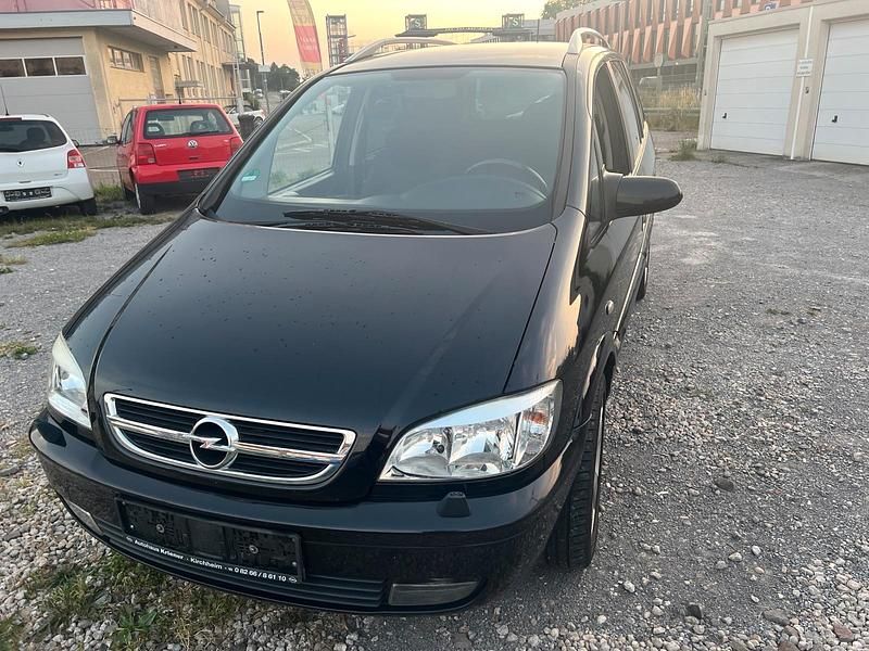 Schwarz Gebraucht 2005 Opel Zafira Van / Kleinbus | 2.490 € (Etwas zu teuer) - Bild 1/4
