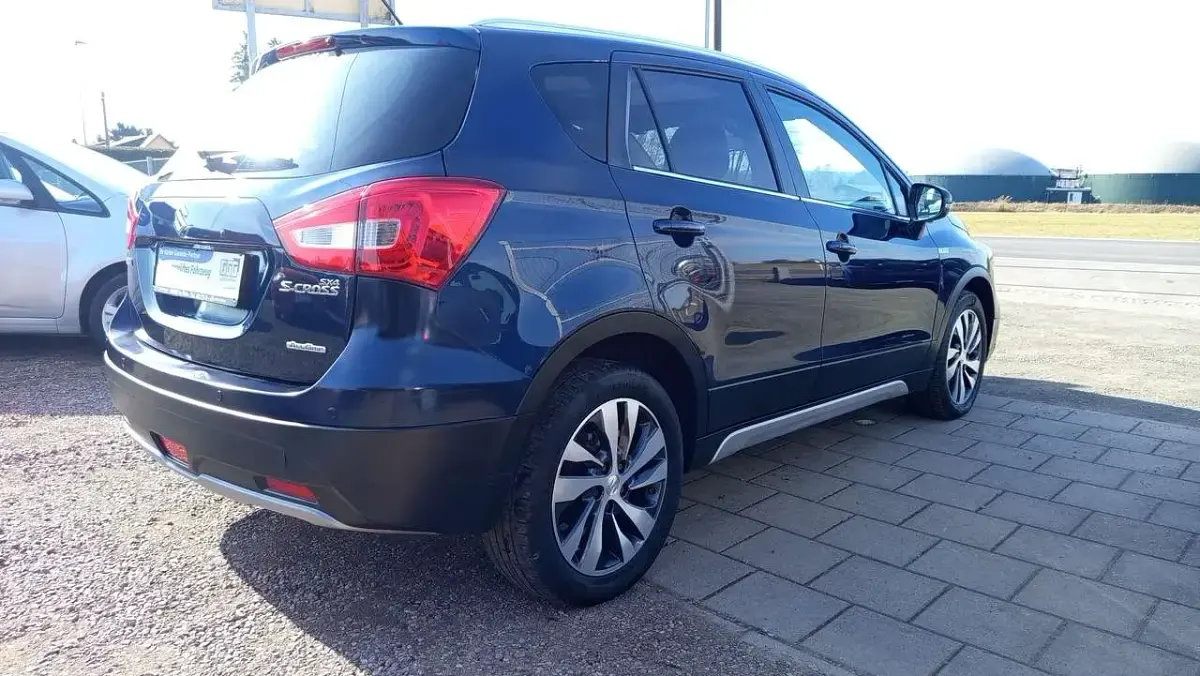 Gebraucht Suzuki SX4 140 PS (102 kW) 2017 Blau Limousine