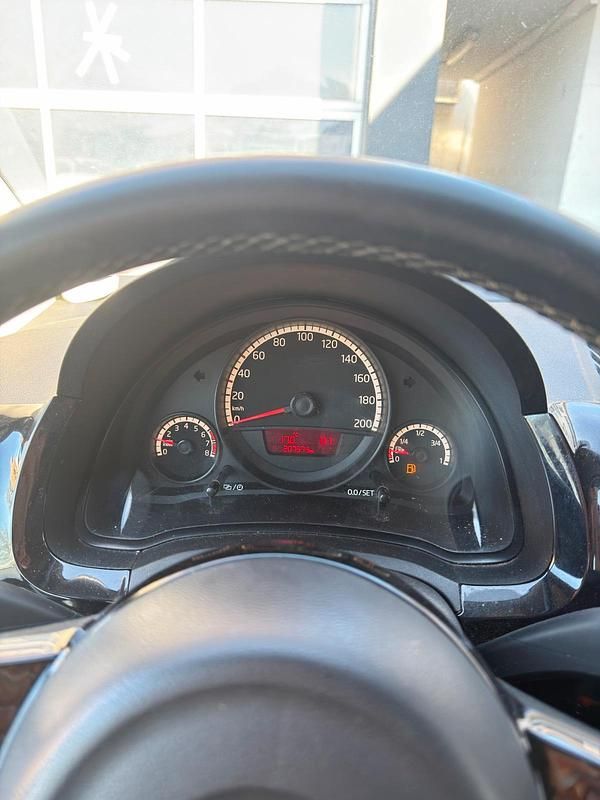 Gebraucht VW up! 75 PS (55 kW) 2013 Silber Kleinwagen