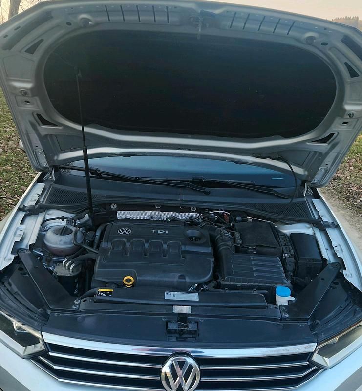 Gebraucht VW Passat R-line 150 PS (110 kW) 2015 Silber Kombi