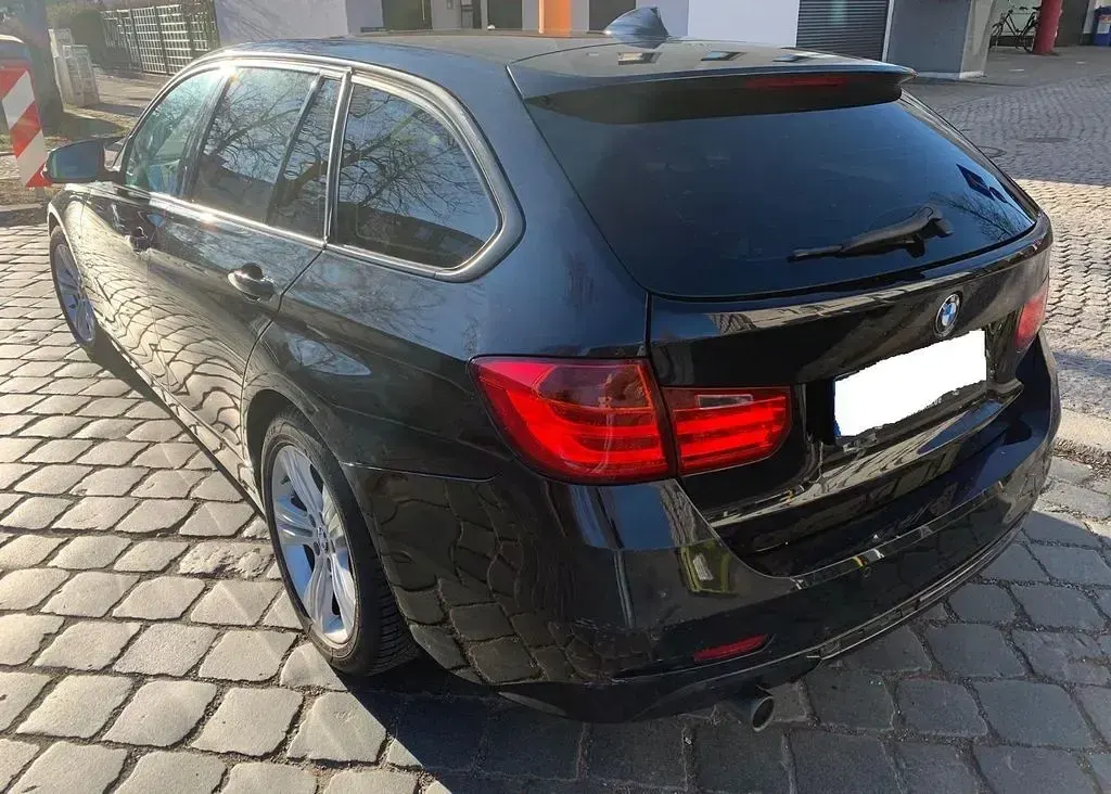 Gebraucht BMW 320 184 PS (135 kW) 2015 Schwarz Kombi
