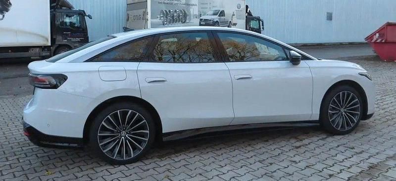 Gebraucht VW ID.7 Pro 210 kW (286 PS) 2024 Weiß Limousine