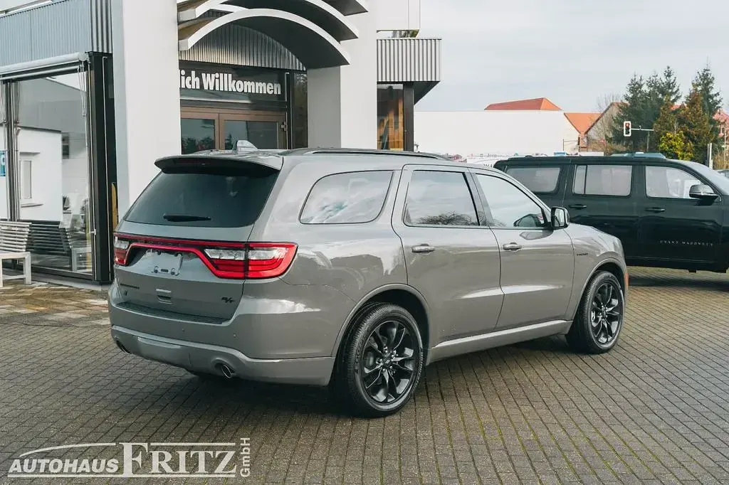 Neu Dodge Durango 364 PS (267 kW) 2026 Grau SUV