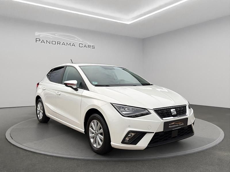 Weiß Gebraucht 2017 Seat Ibiza Style Kleinwagen | 10.699 € (Fairer Preis) - Bild 1/4