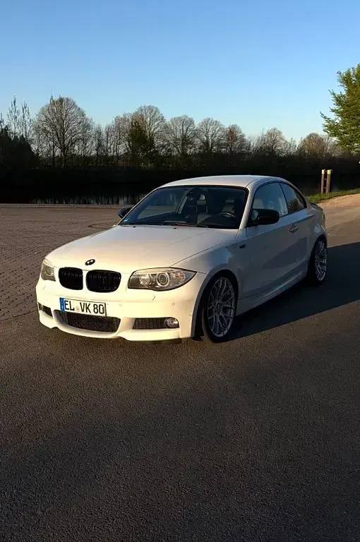 Gebraucht BMW 123 Coupé Performance 204 PS (150 kW) 2011 Weiß Coupé