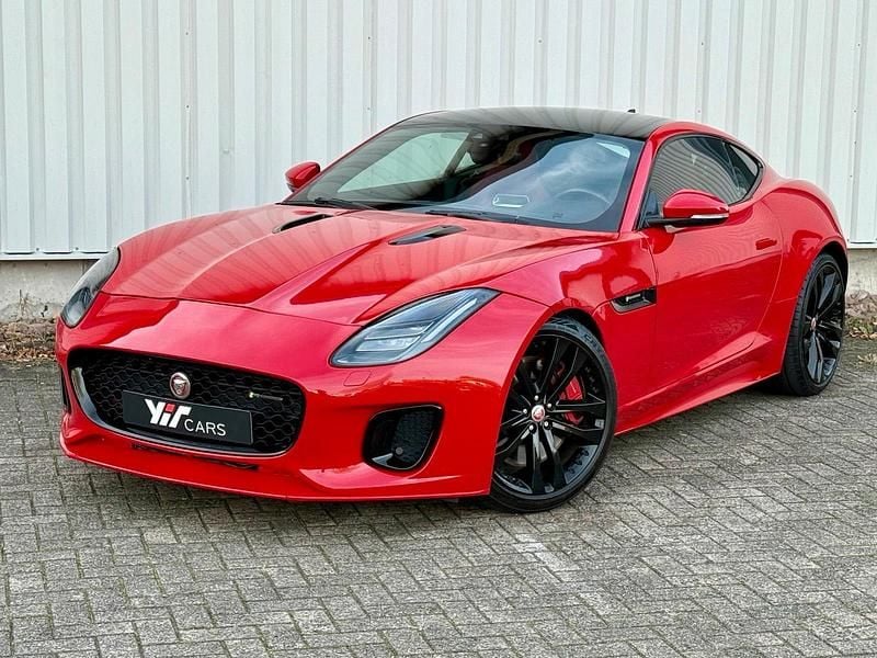 Gebraucht Jaguar F-Type R-Dynamic 300 PS (220 kW) 2019 Rot Coupé