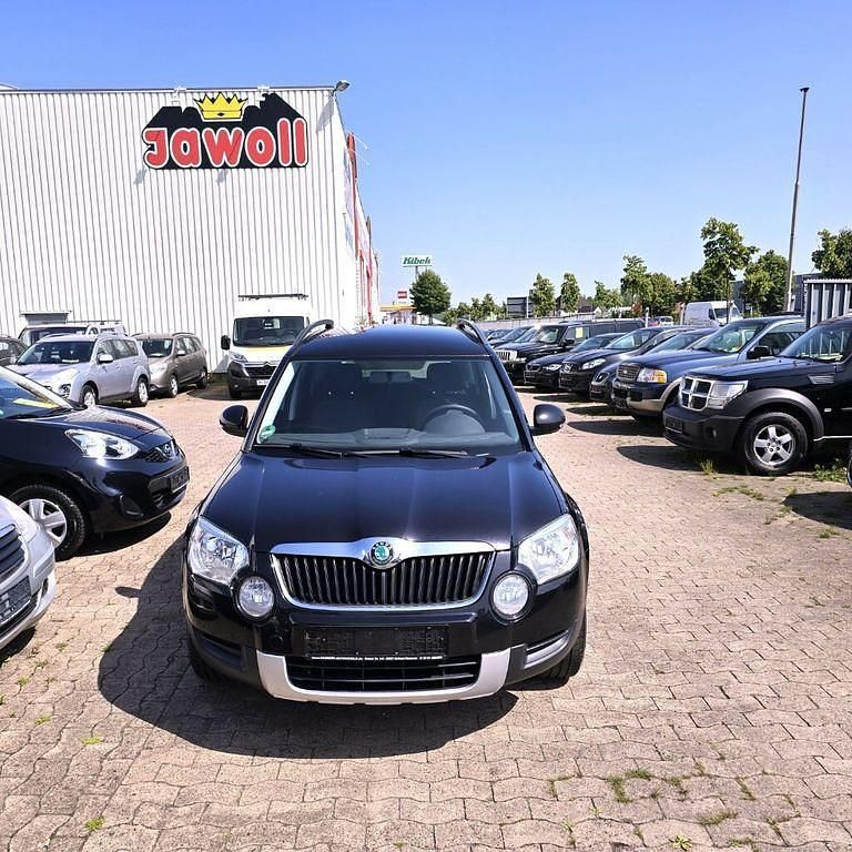 Schwarz Gebraucht 2012 Skoda Yeti SUV | 3.450 € (Guter Preis) - Bild 1/4