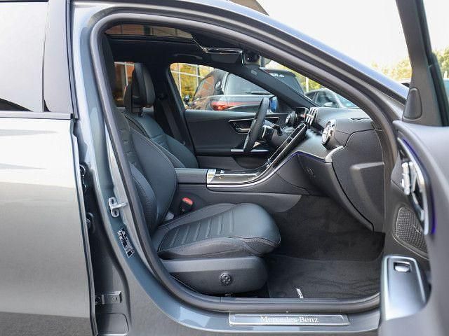 Gebraucht 2024 Mercedes C200 | 47.700 € - Bild 1/4