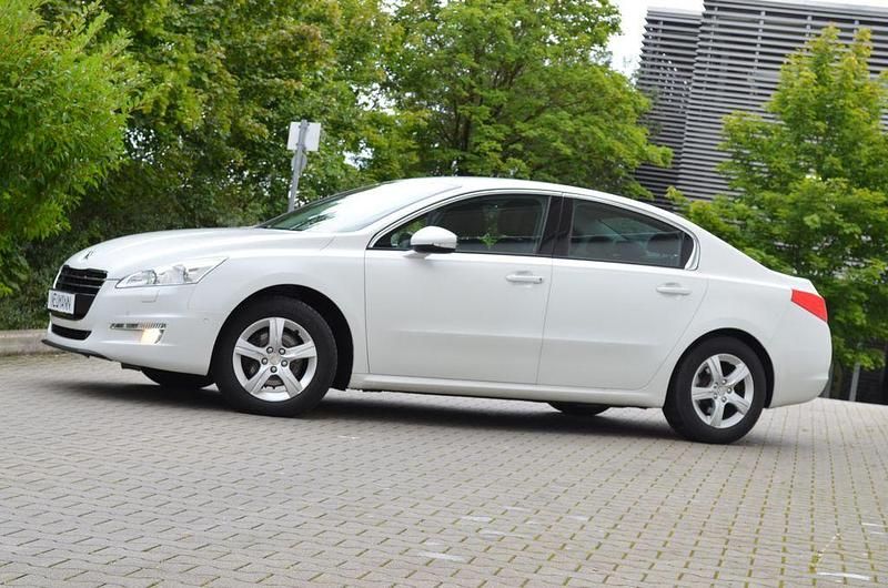 Weiß Gebraucht 2011 Peugeot 508 Active Limousine | 6.999 € (Etwas zu teuer) - Bild 1/4