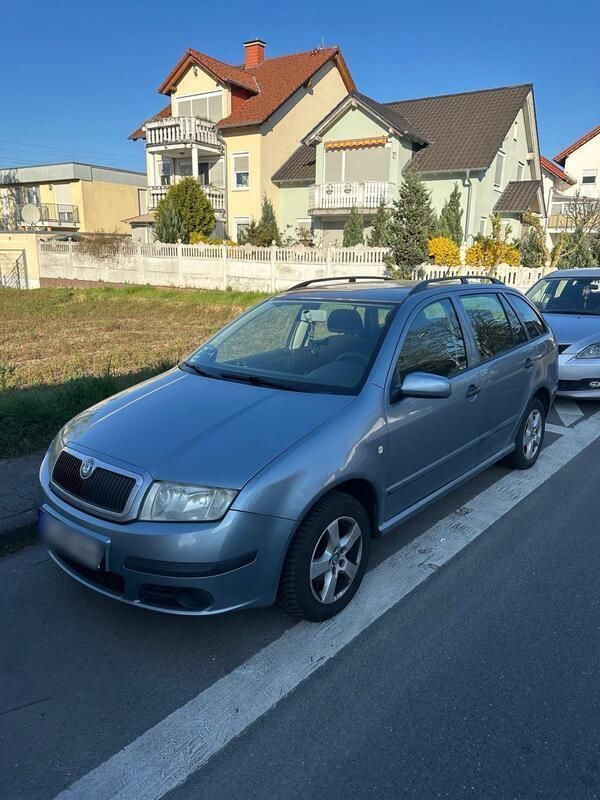 Silber Gebraucht 2005 Skoda Fabia Kombi | 1.790 € (Fairer Preis) - Bild 1/4