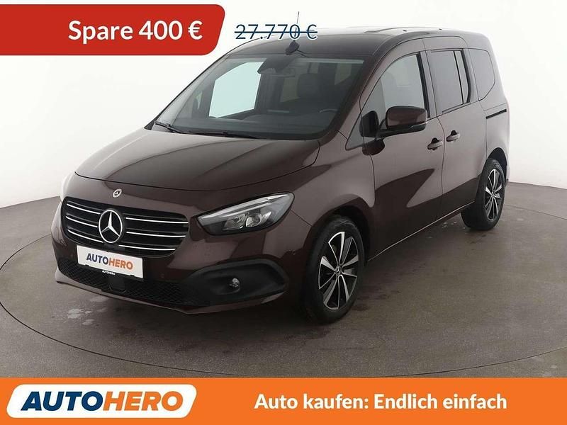 Rubellitrot Gebraucht 2023 Mercedes T180 Progressive Van / Kleinbus | 27.370 € (Fairer Preis) - Bild 1/3