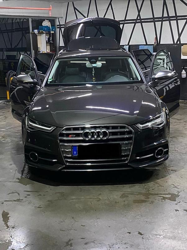 Gebraucht Audi S6 Design 450 PS (330 kW) 2015 Schwarz Kombi