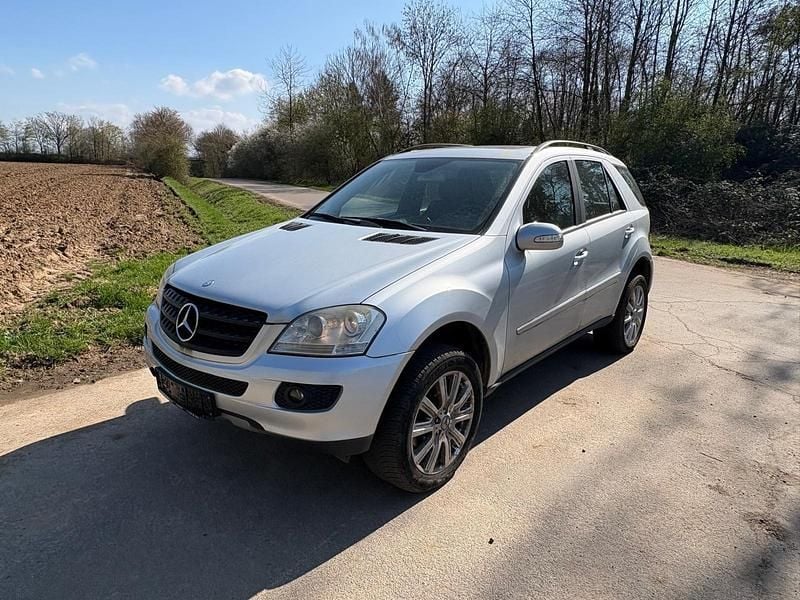 Gebraucht Mercedes ML280 190 PS (139 kW) 2006 Silber SUV