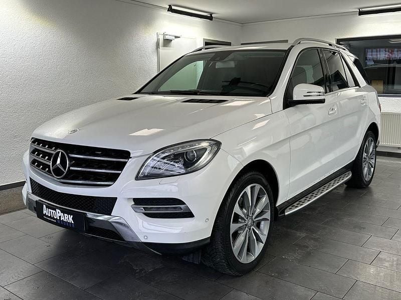 Gebraucht Mercedes ML250 204 PS (150 kW) 2015 Weiß SUV