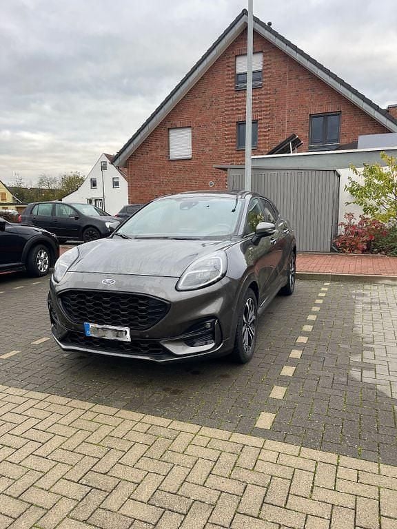 Grau Gebraucht 2021 Ford Puma ST-Line SUV | 17.299 € (Guter Preis) - Bild 1/4