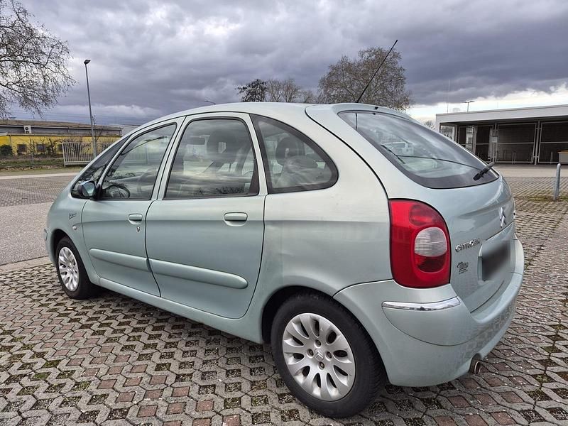 Gebraucht Citroën Xsara 135 PS (99 kW) 2004 Andere farben Limousine