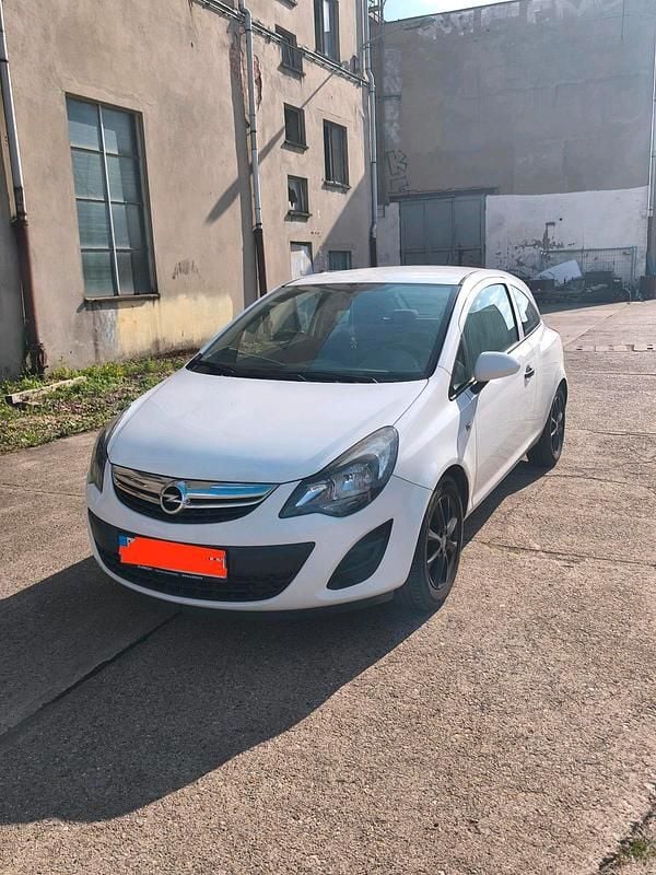 Weiß Gebraucht 2014 Opel Corsa Kleinwagen | 2.200 € (Guter Preis) - Bild 1/4