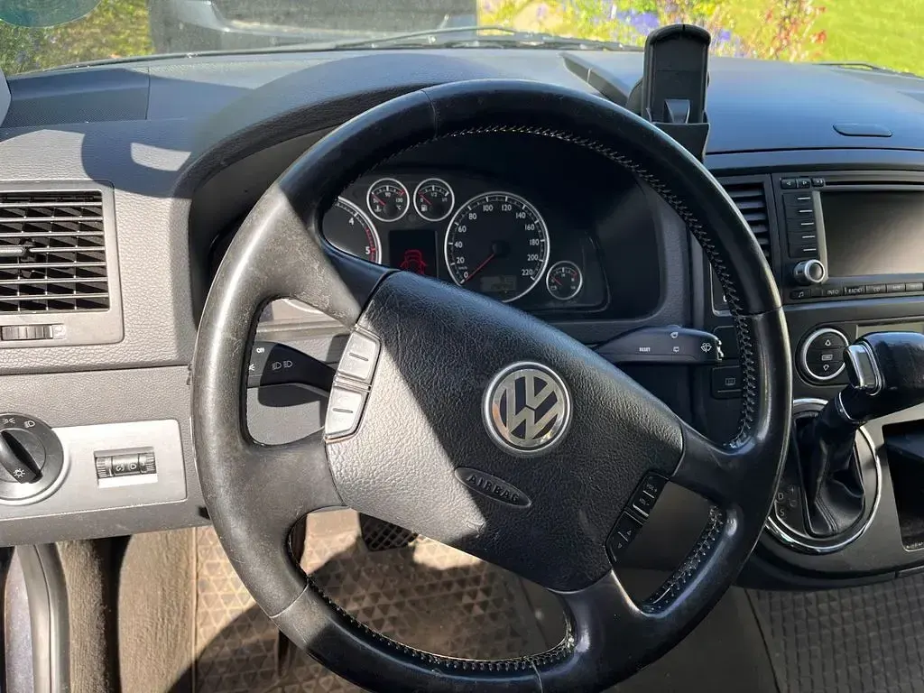 Gebraucht VW Multivan 175 PS (128 kW) 2009 Schwarz Van / Kleinbus