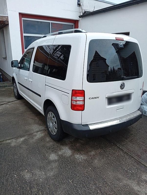 Gebraucht VW Caddy 105 PS (77 kW) 2011 Van / Kleinbus