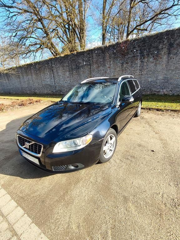 Gebraucht Volvo V70 Summum 200 PS (147 kW) 2008 Schwarz Kombi